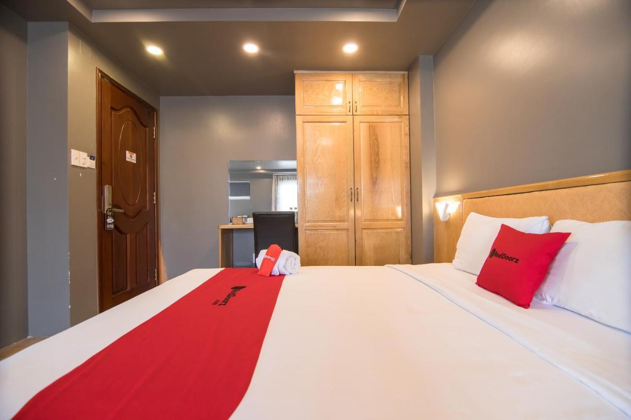 Reddoorz Plus Near Secc Cidade de Ho Chi Minh Exterior foto